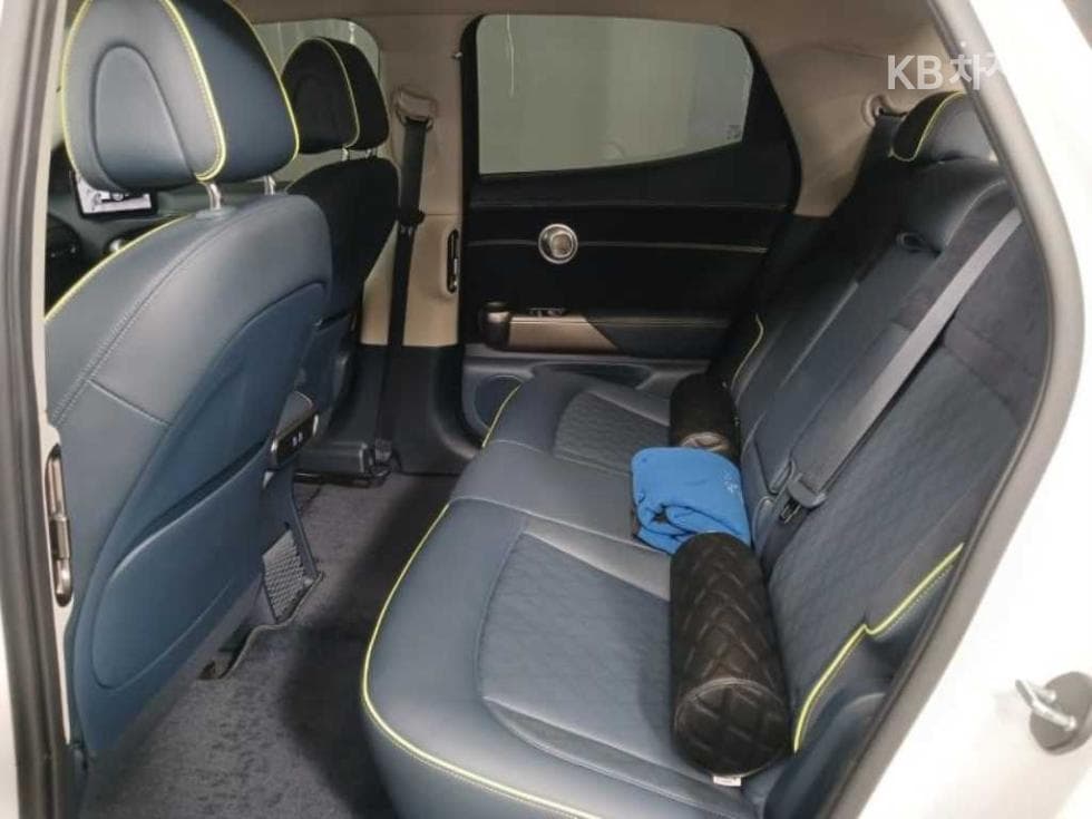 Genesis GV60퍼포먼스 AWD Standard - 8