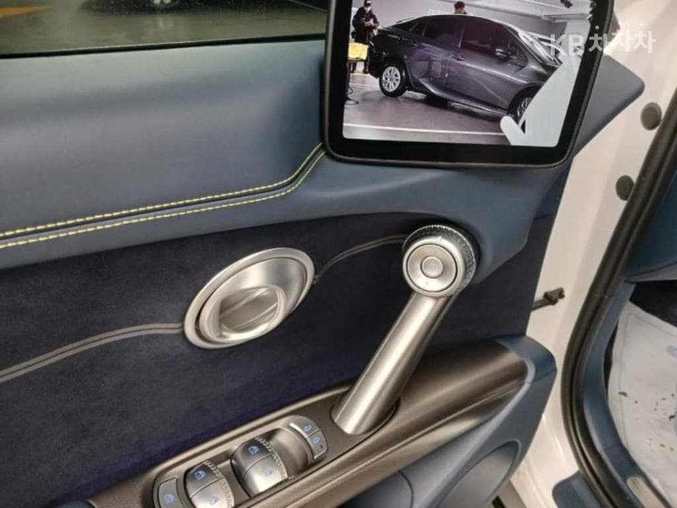 Genesis GV60퍼포먼스 AWD Standard - 9