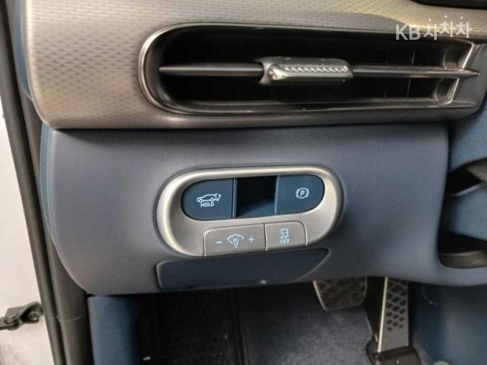 Genesis GV60퍼포먼스 AWD Standard - 12