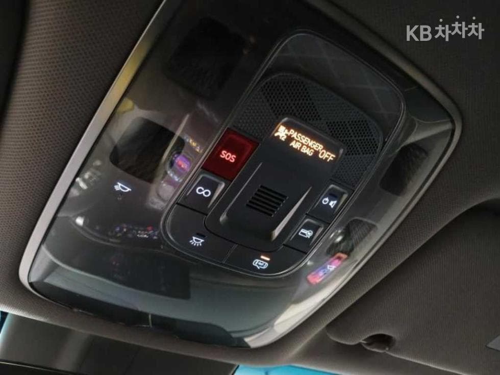 Genesis GV60퍼포먼스 AWD Standard - 16