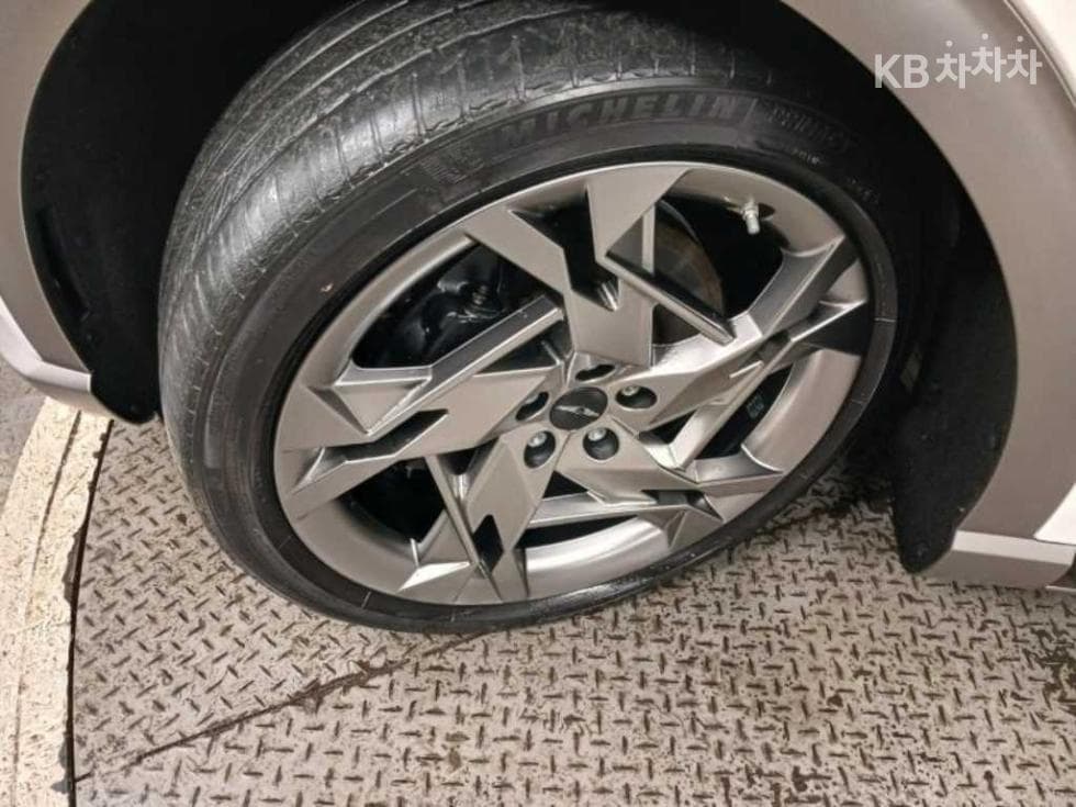 Genesis GV60퍼포먼스 AWD Standard - 20