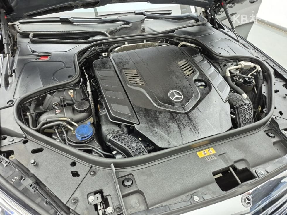 Mercedes-Benz New S-ClassS560L 4MATIC - 6