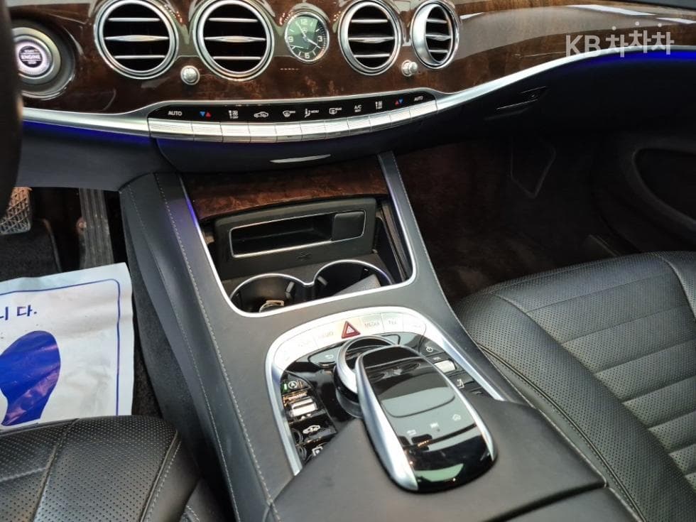 Mercedes-Benz New S-ClassS560L 4MATIC - 10