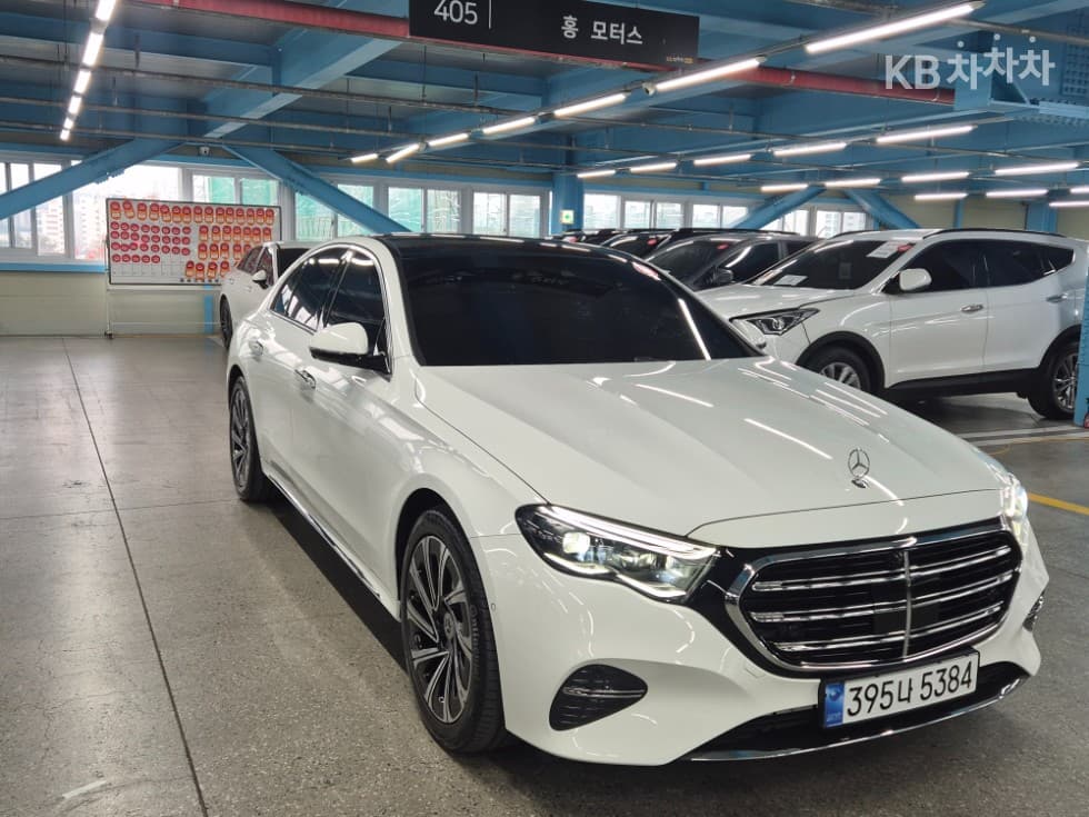 Mercedes-Benz E-클래스 (W214)E300 4MATIC AMG Line - 2