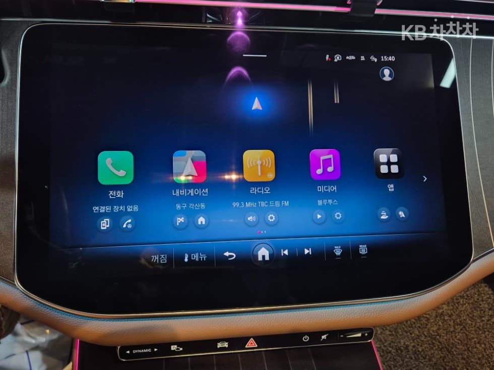 Mercedes-Benz E-클래스 (W214)E300 4MATIC AMG Line - 14