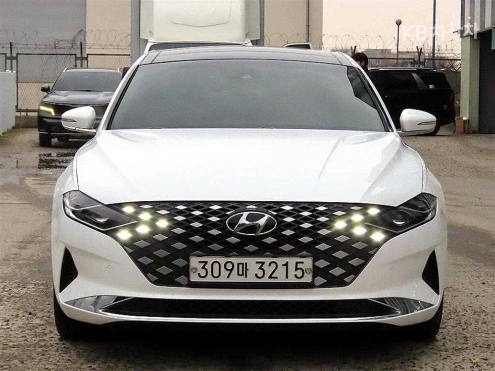 Хюндай The New (фейслифт) Grandeur (Azera) Хибрид2.4 Premium 초이스