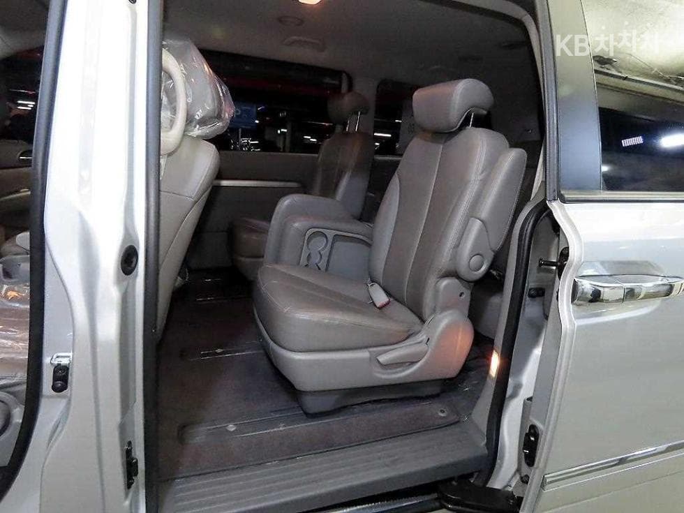 Kia Carnival R그랜드Carnival GLX Highest-end Type - 7