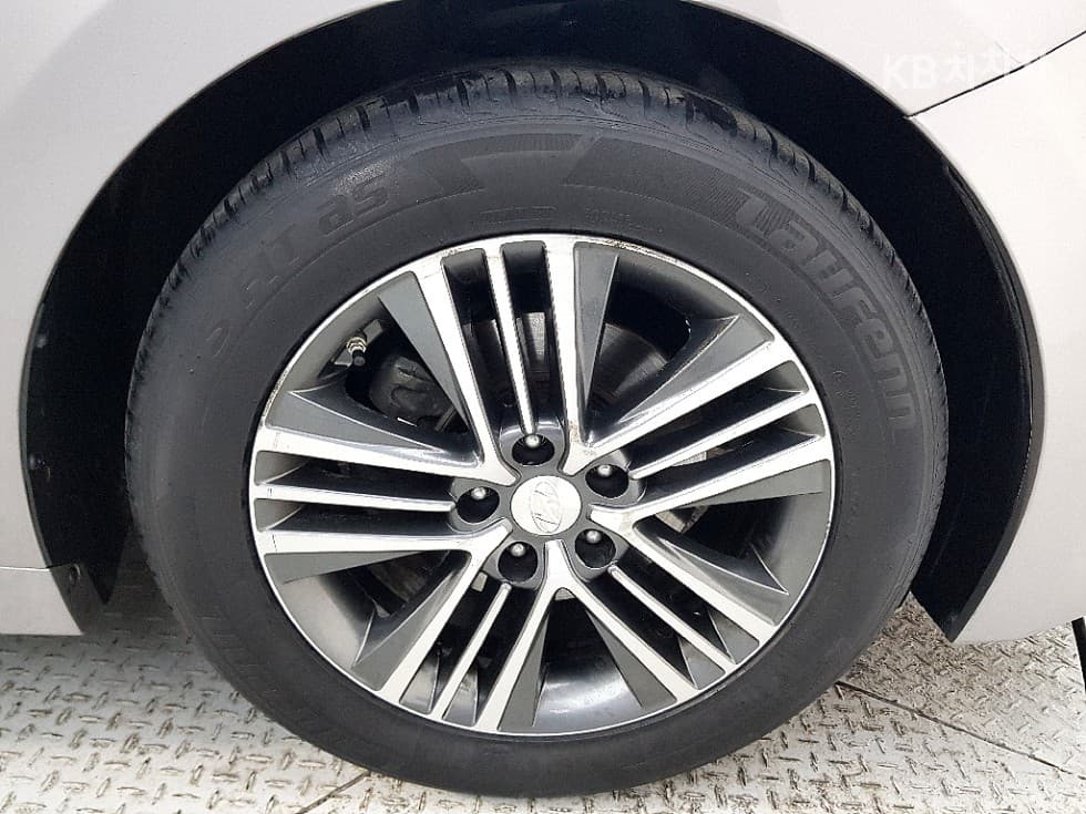 Хюндай Grandeur (Azera)HGHG240 Modern - 20