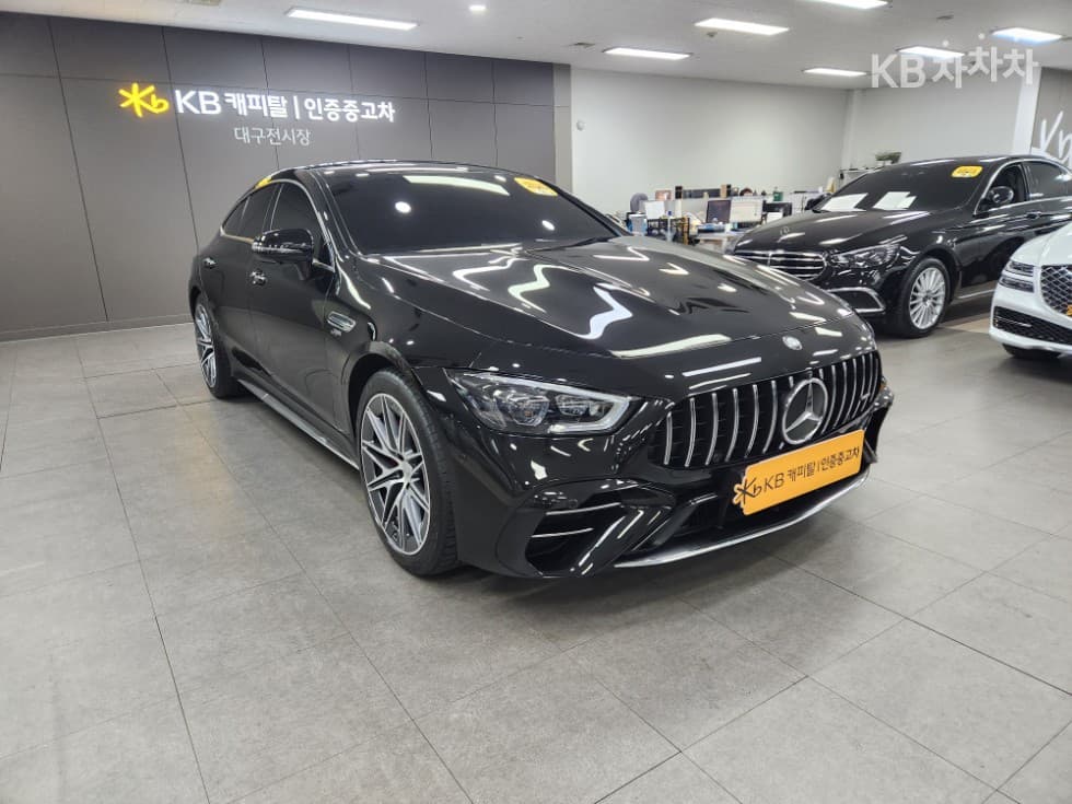 Mercedes-Benz AMG GTGT 4door 43 4MATIC+ Стандартен - 3