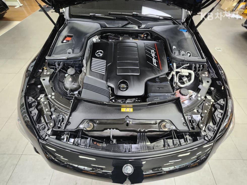 Mercedes-Benz AMG GTGT 4door 43 4MATIC+ Стандартен - 31