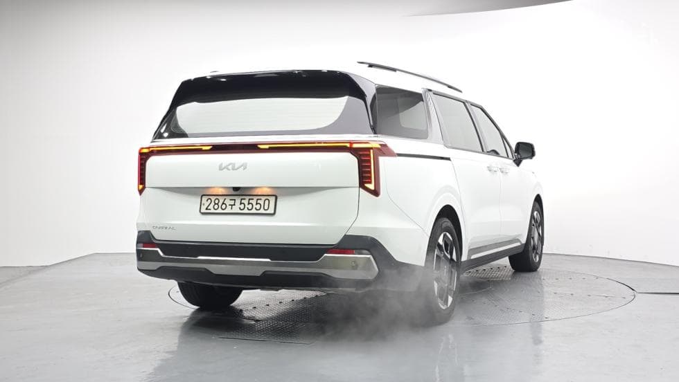 Киа The New (фейслифт) Канивал 4-то поколениеD2.2 9-местен Noblesse - 2