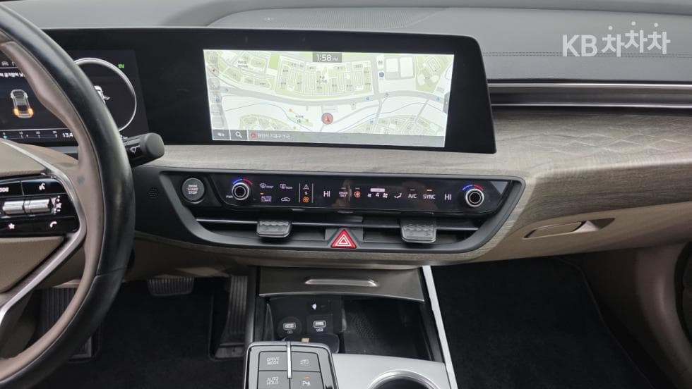 Kia K8 Hybrid1.6 Turbo Noblesse - 11