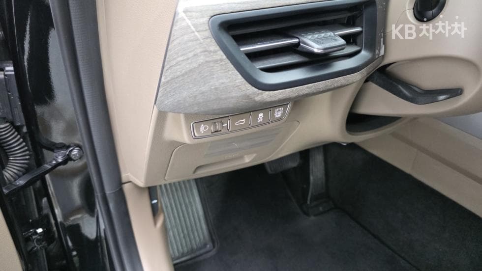 Kia K8 Hybrid1.6 Turbo Noblesse - 17