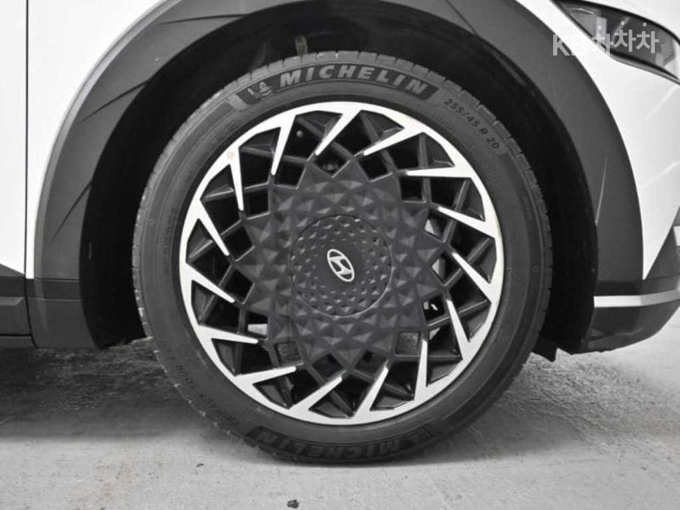 Хюндай IONIQ 5Long Range Exclusive - 5