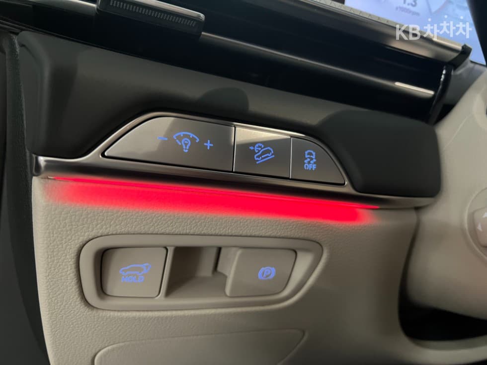 Дженезис GV802.5 Турбо Бензин AWD - 12