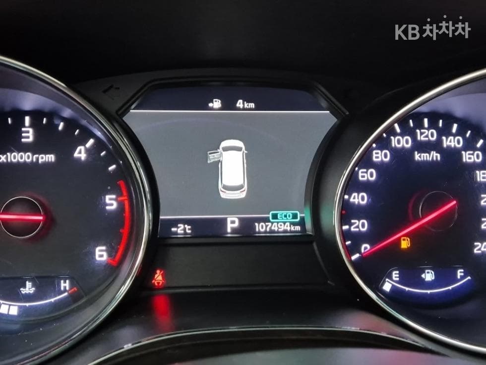 Kia The New (facelift) Carnival7-seater (Limousine) 2.2 Diesel Limousine President - 6