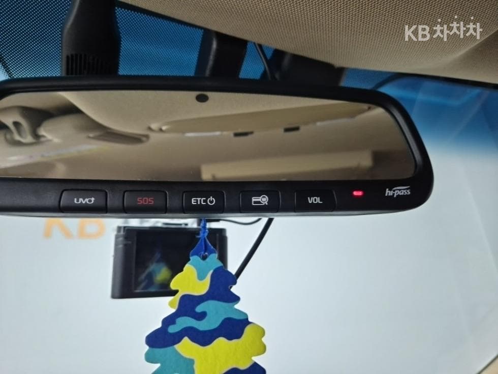 Kia The New (facelift) Carnival7-seater (Limousine) 2.2 Diesel Limousine President - 17