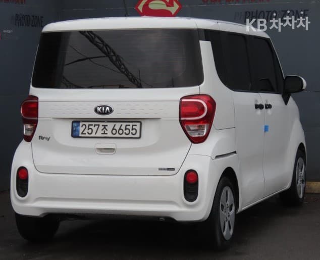 Киа The New (фейслифт) Рей (ван) Ван1.0 Бензин Ван 2-местен Престиж - 3