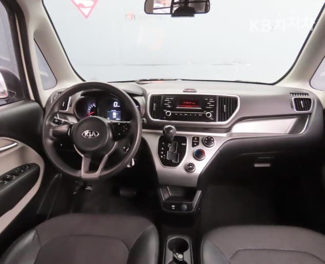 Киа The New (фейслифт) Рей (ван) Ван1.0 Бензин Ван 2-местен Престиж - 7
