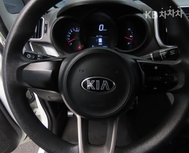 Киа The New (фейслифт) Рей (ван) Ван1.0 Бензин Ван 2-местен Престиж - 14