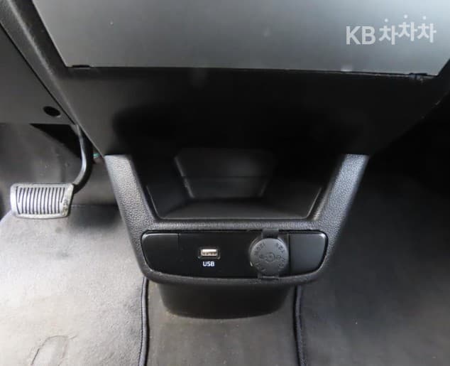 Киа The New (фейслифт) Рей (ван) Ван1.0 Бензин Ван 2-местен Престиж - 15