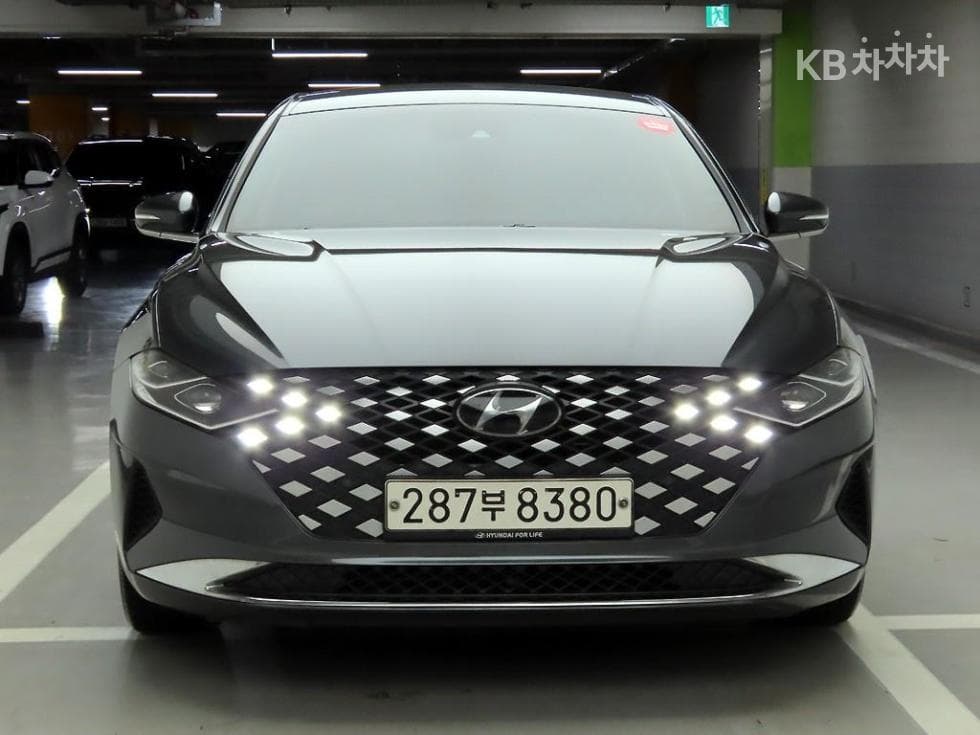 Хюндай The New (фейслифт) Grandeur (Azera) Хибрид 2.4 Premium 초이스 - Image 1