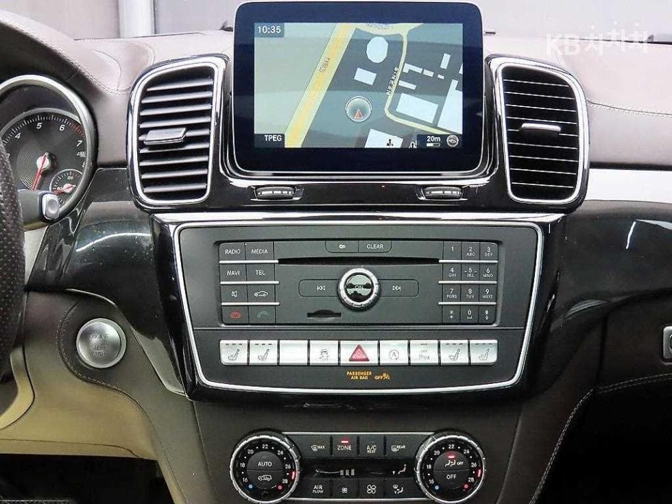 Mercedes-Benz GLS (X166)500 4MATIC - 12