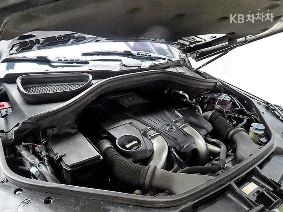 Mercedes-Benz GLS (X166)500 4MATIC - 18