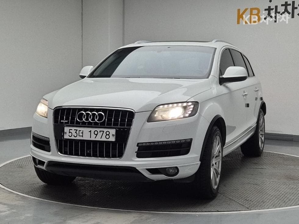 Ауди Q7 35 Турбо Дизел Инжекция 콰트로 Динамичен - Image 1