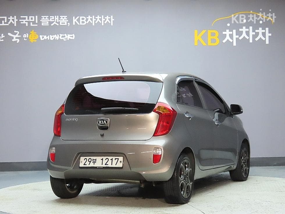 Kia all new Morning / PicantoLuxury - 2
