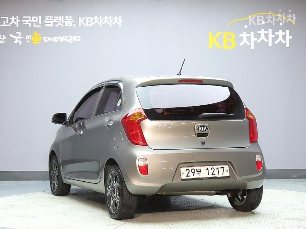 Kia all new Morning / PicantoLuxury - 4