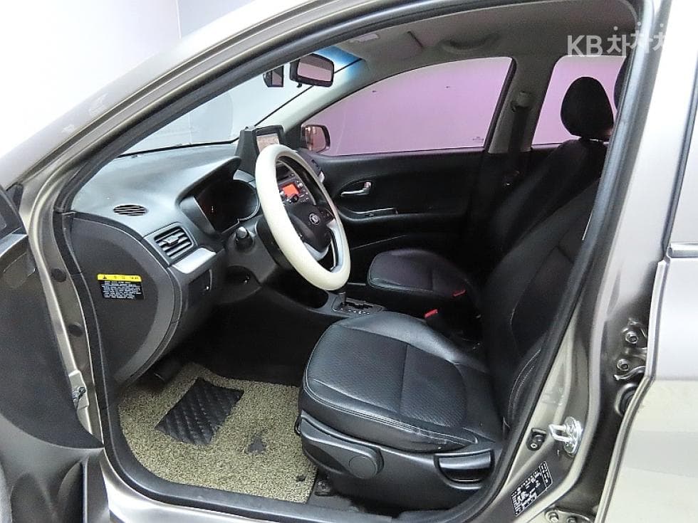 Kia all new Morning / PicantoLuxury - 10
