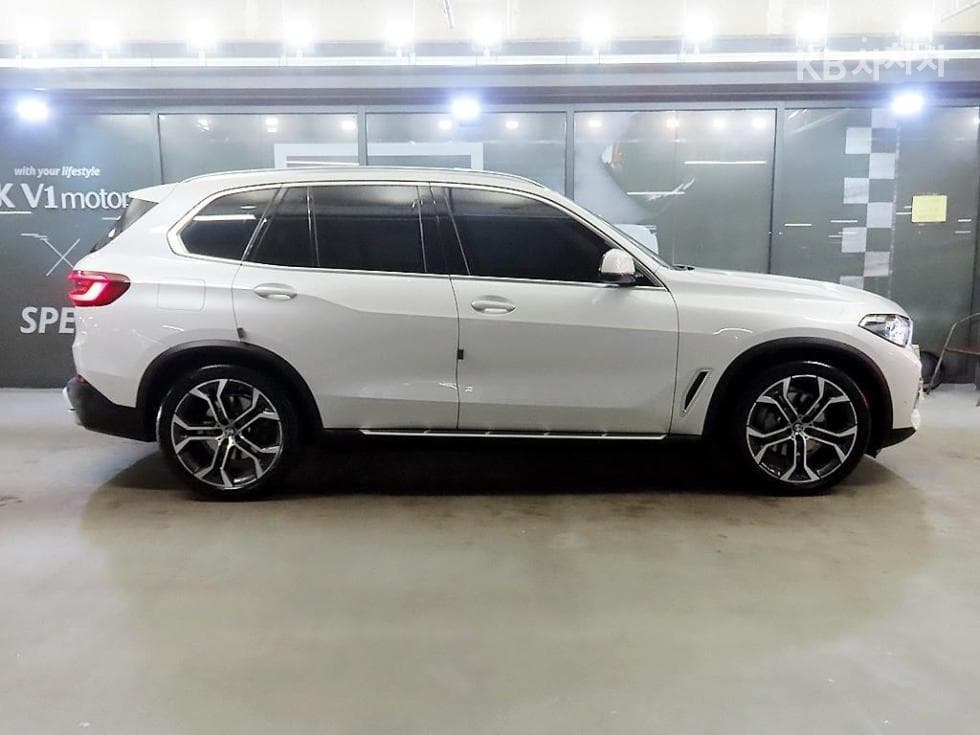 BMW X5 (G05)xDrive 40i xLine - 3