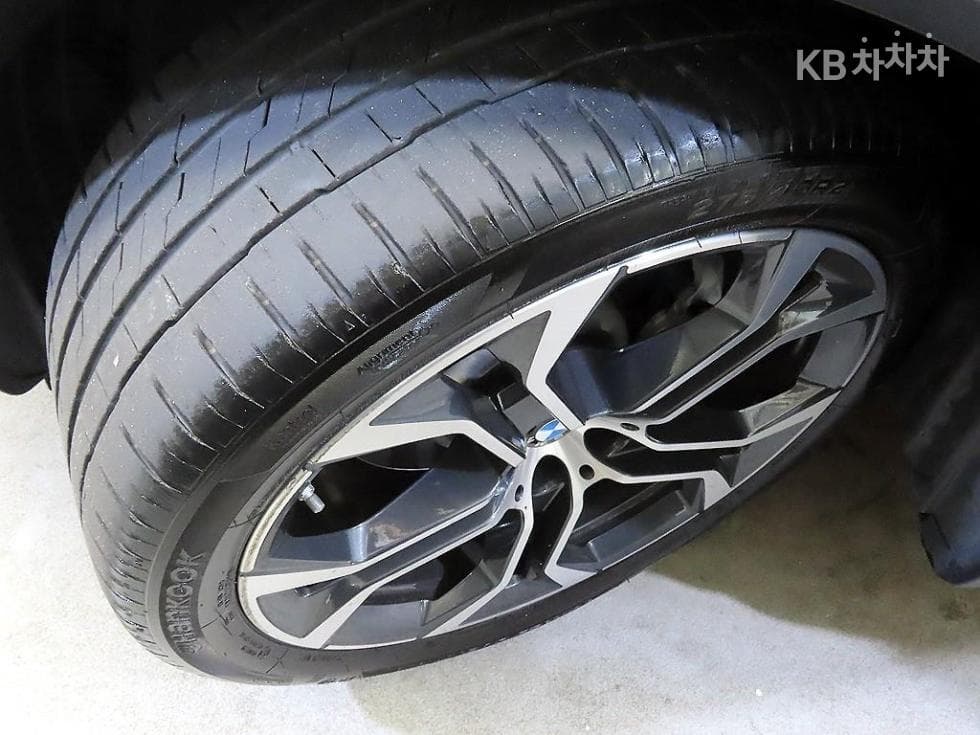 BMW X5 (G05)xDrive 40i xLine - 20