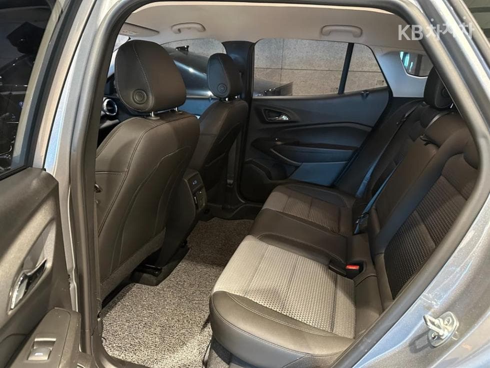 Джи Ем Корея Trax Кросоувър1.2 Бензин 2WD LS - 14