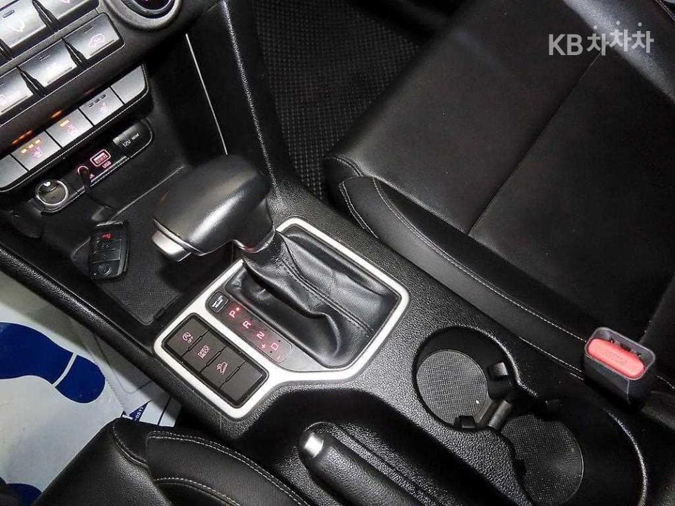 Kia Sportage 4th generationDiesel 1.7 2WD Noblesse - 12