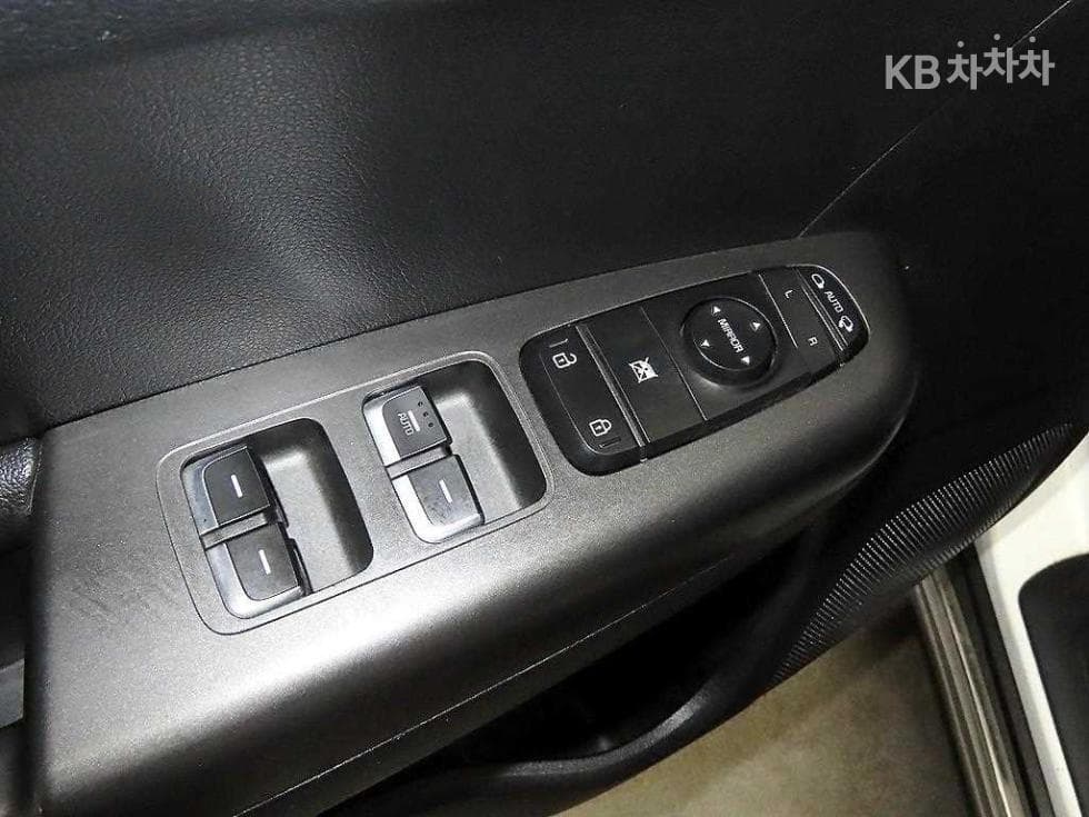 Kia Sportage 4th generationDiesel 1.7 2WD Noblesse - 13