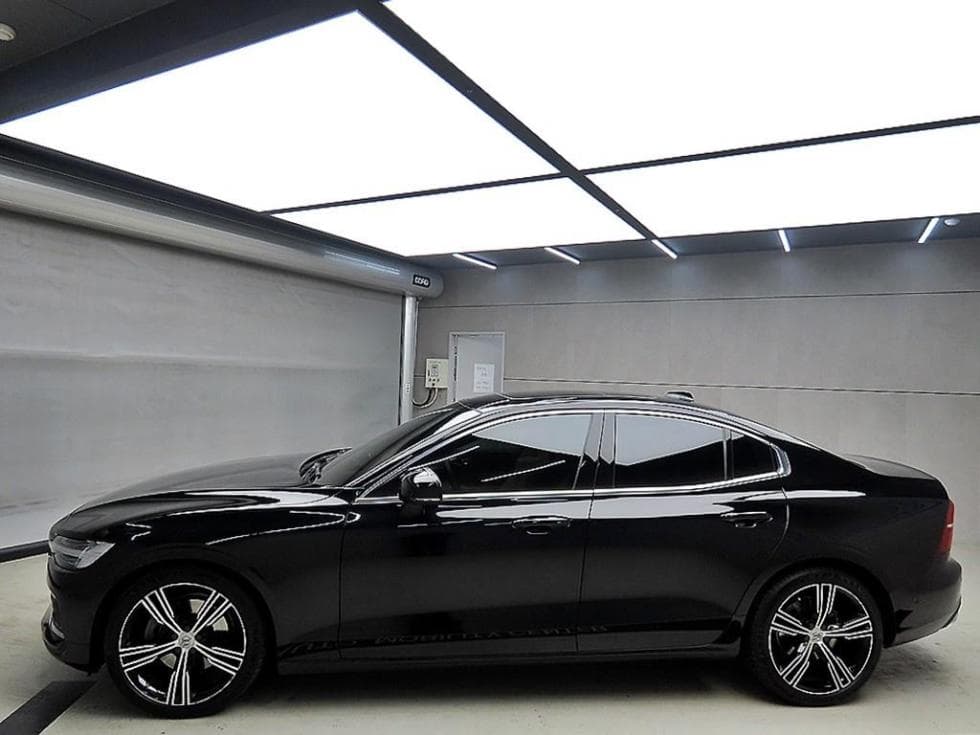Volvo S60 3-토 поколение2.0 B5 Inscription - 4