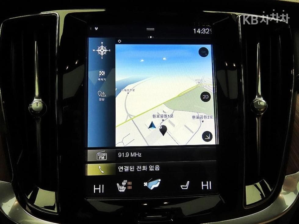 Volvo S60 3-토 поколение2.0 B5 Inscription - 13