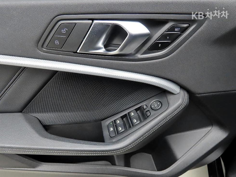 BMW 1시리즈 (F40)120i M Sport - 11
