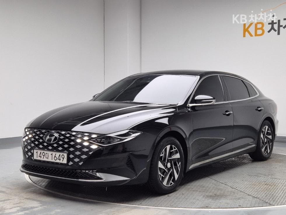 Hyundai The New (facelift) Grandeur (Azera) Hybrid 2.4 Premium - Image 1