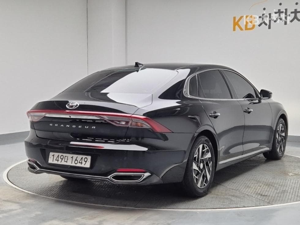 Hyundai The New (facelift) Grandeur (Azera) Hybrid2.4 Premium - 3