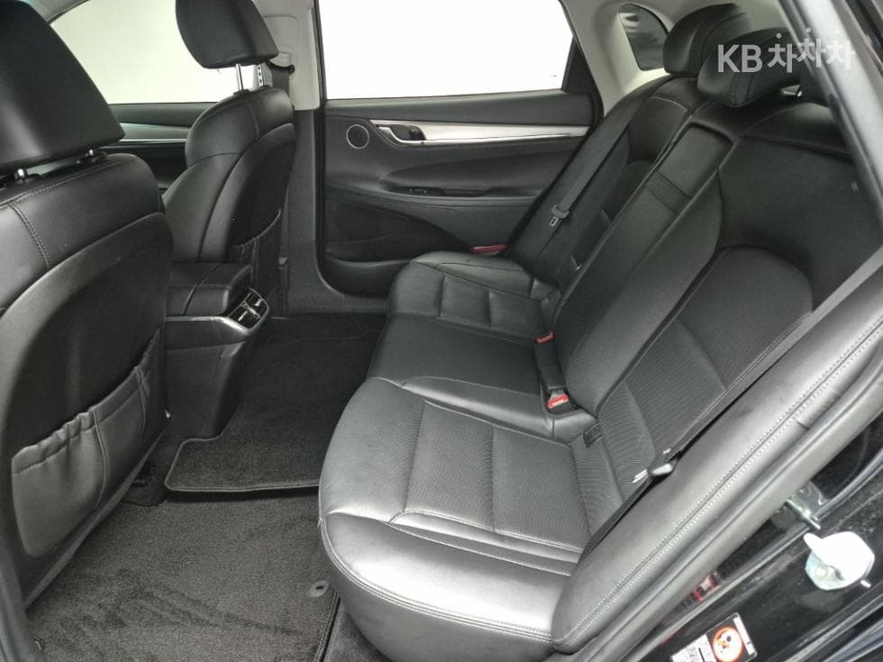 Hyundai The New (facelift) Grandeur (Azera) Hybrid2.4 Premium - 12