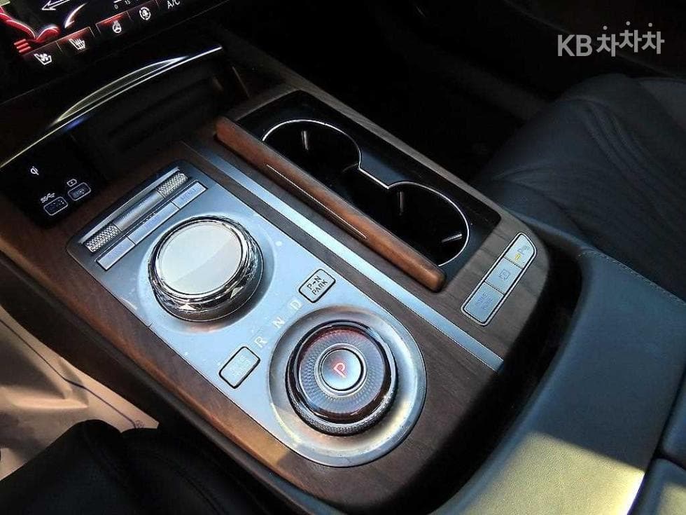 Genesis G80(RG3)2.5 Turbo Gasoline Direct Injection 2WD - 10