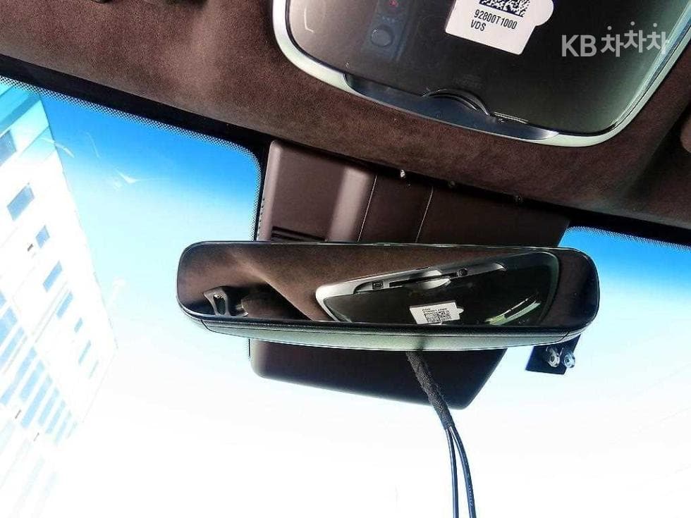 Genesis G80(RG3)2.5 Turbo Gasoline Direct Injection 2WD - 15