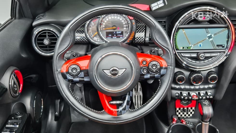 Мини Нов КабриолетS 2.0 Стандартен - 12