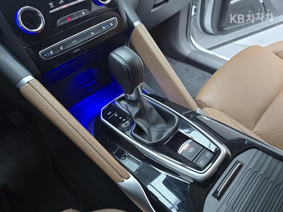 Renault Korea New QM62.0 LPe 2WD RE Signature - 8