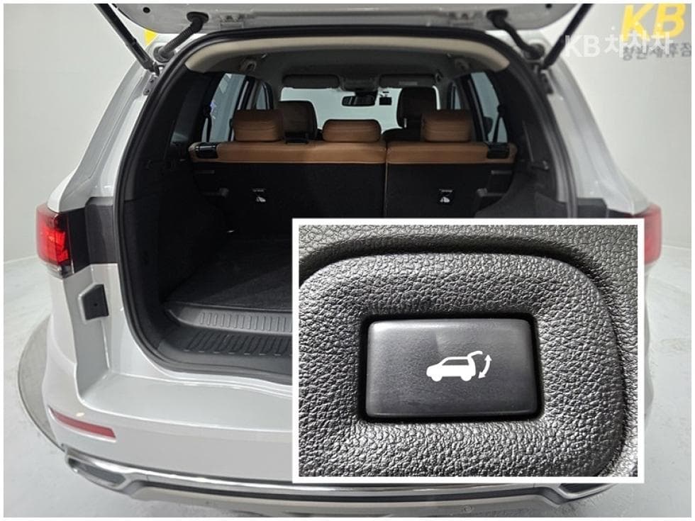 Renault Korea New QM62.0 LPe 2WD RE Signature - 10