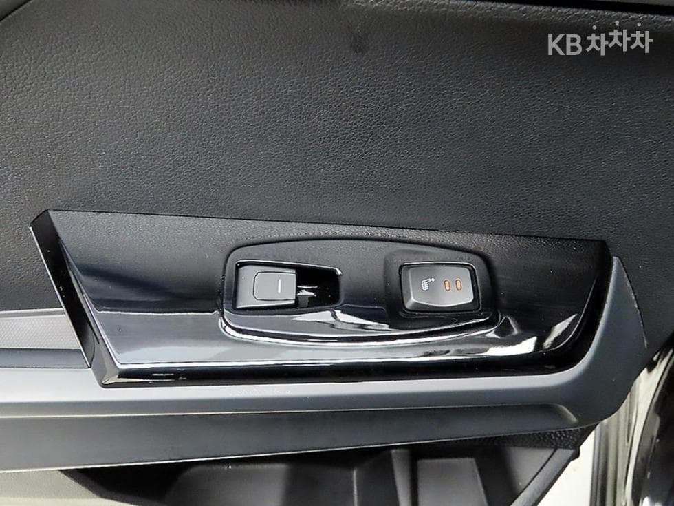 КейДжи Мобилити 토레스(J100)1.5 GDI Турбо T7 - 12