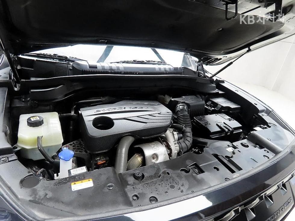 КейДжи Мобилити 토레스(J100)1.5 GDI Турбо T7 - 18